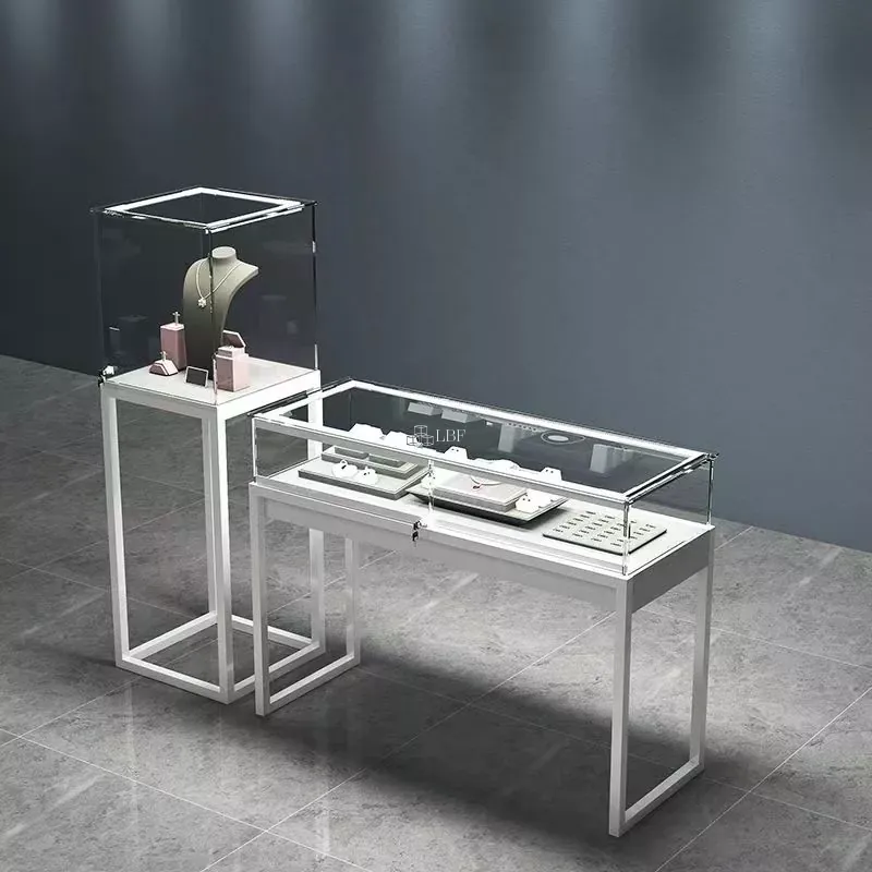 Juwelierschmuck-Ausstellungstisch aus Eisen